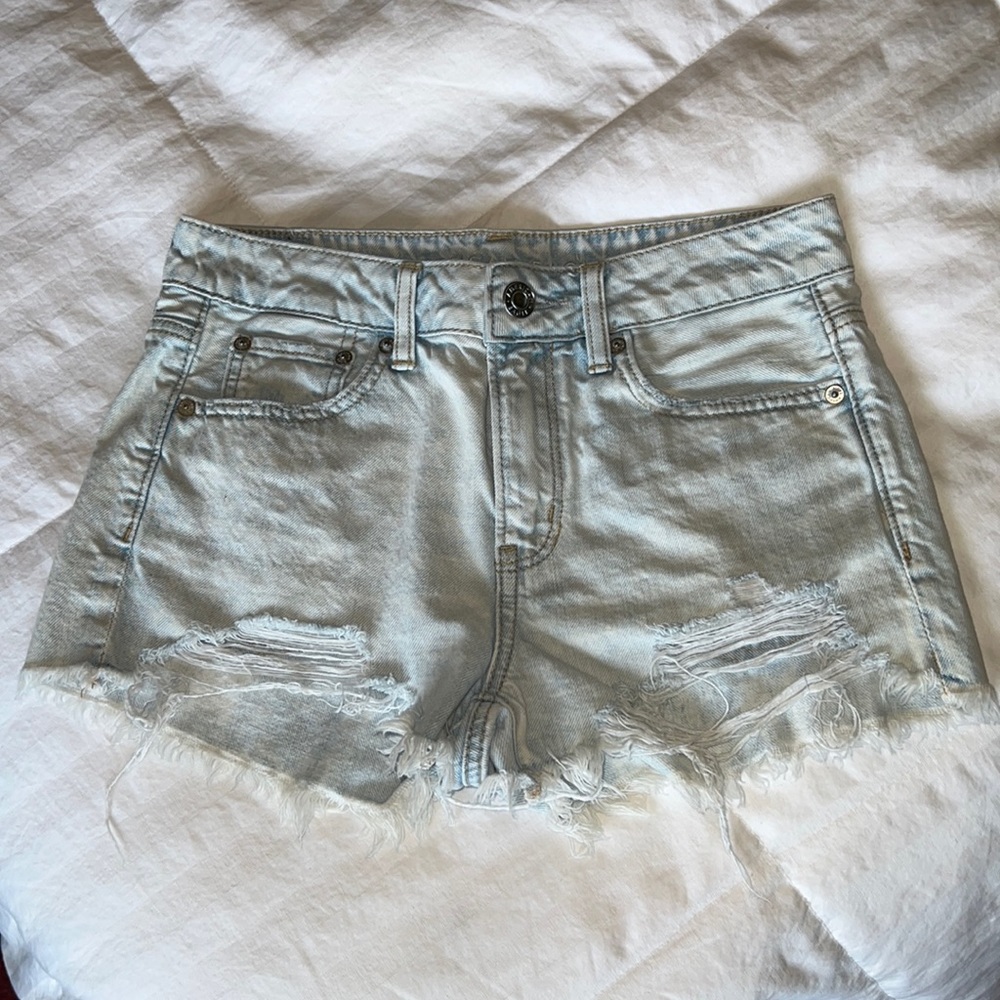 Light Washed, American Eagle Denim Shorts. Size 2.